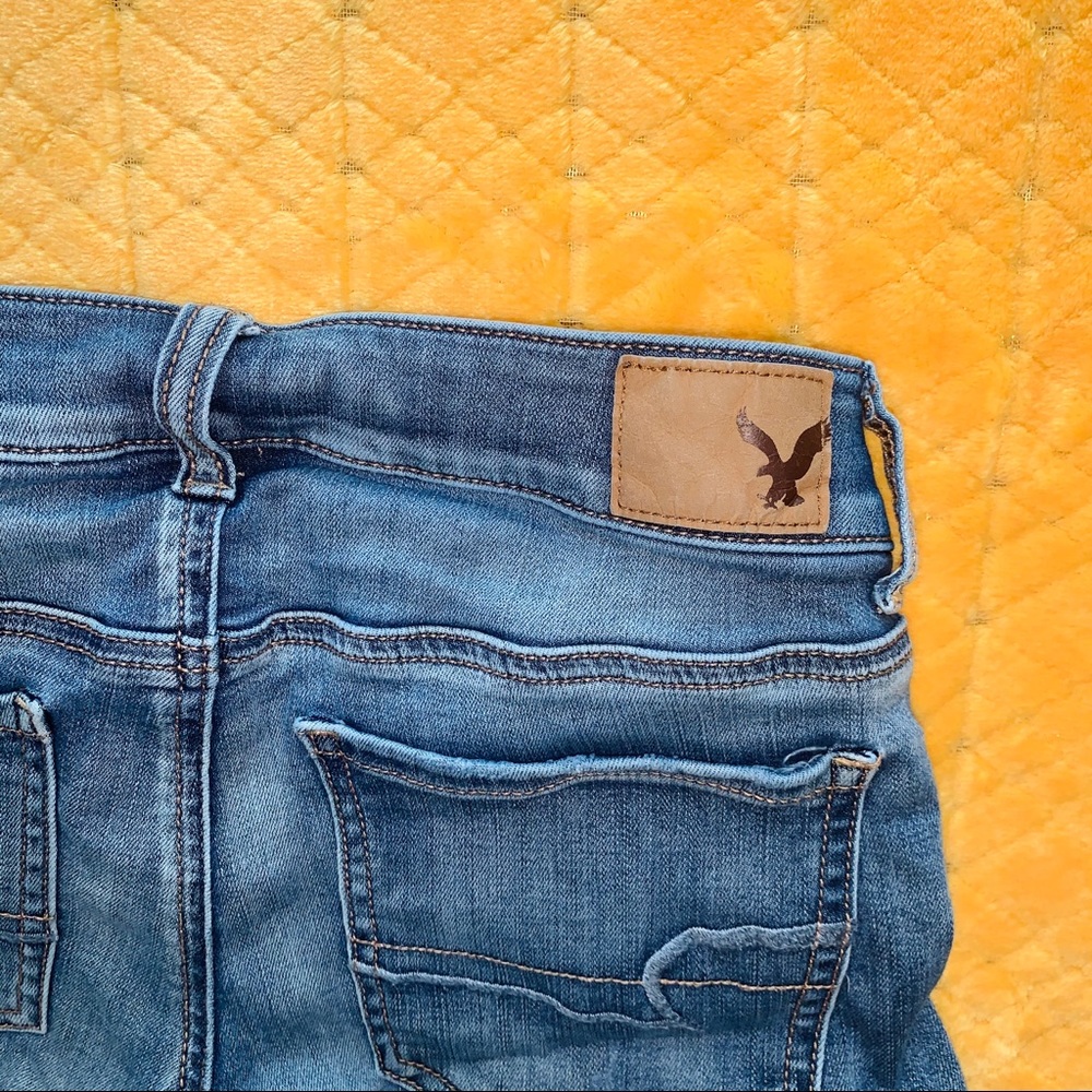 High waisted American Eagle super stretchy shorts. - Picture 3 of 7